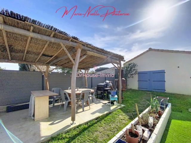 Maison rénovée 2023 102 m² + garage 35 m² aménageable Piscine 2023 Quartier GAJAC