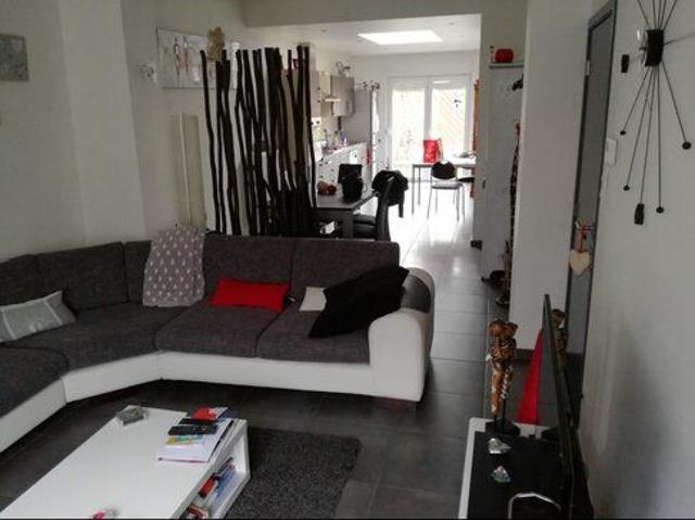 Maison rénovée 2 chambres à louer – Rue Aux Cailloux
