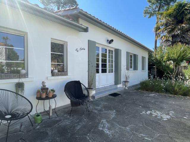 Maison rénovée à deux pas de l'océan 87 m2