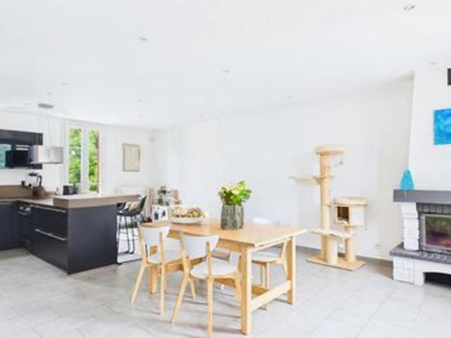 Maison rénovée au cœur de Thiais