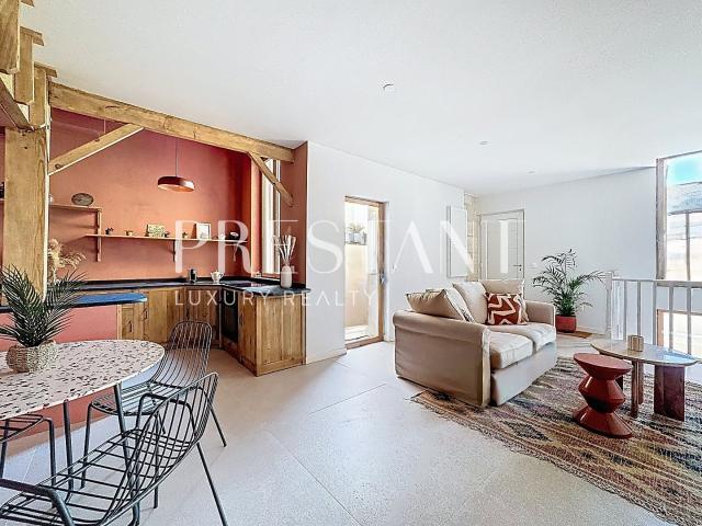 Maison rénovée avec charme, emplacement privilégié au coeur. 91m² Le Bouscat