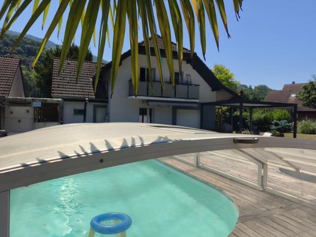 Maison rénovée avec goût,140 m2 sur terrain 960 m2