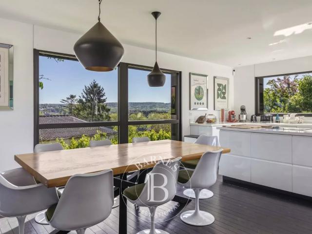Maison rénovée avec jardin St Arnoult 151m² Saint Arnoult