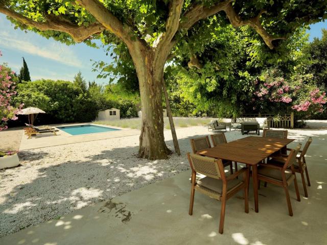Maison rénovée avec piscine à Maillane 120m² Maillane