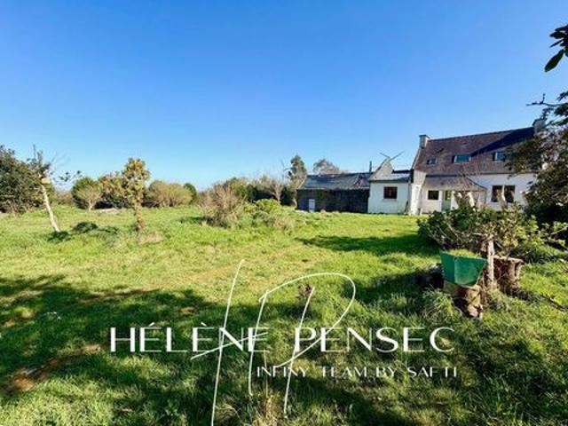 Maison rénovée avec vie de plain pied + Dépendance à rénover, le tout sur un terrain de 2 533 m²