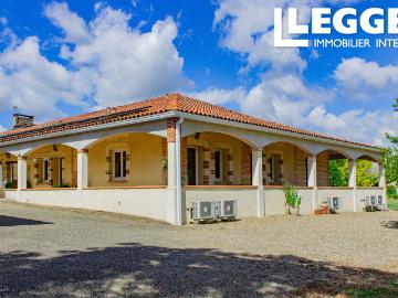 Grande maison familiale 8 ch avec aile invités, 2,8ha, vue et potentiel constructible proche de Montauban
