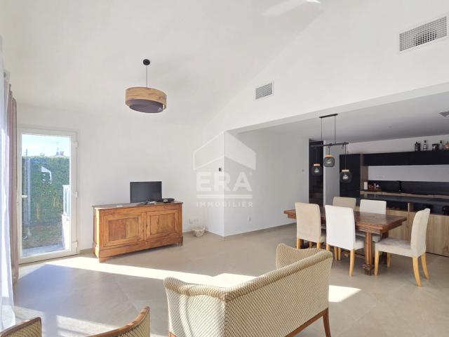 Maison rénovée de 130 m2 habitables sur un Terrain 915 m2, Suite parentale et espace indépendant