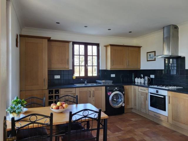 Maison rénovée de 3 chambres à vendre à Coulonges Vienne