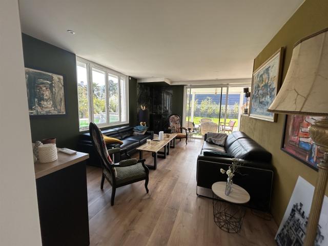 Maison rénovée, habitable de suite, garage, jardin clos avec. 150m² Aubigny sur Nère
