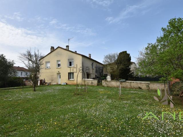 Maison, La Rochefoucauld en Angoumois