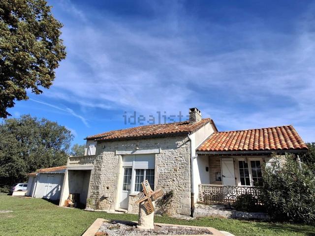 Maison, La Rochefoucauld en Angoumois