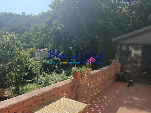 Maison, Ria Sirach