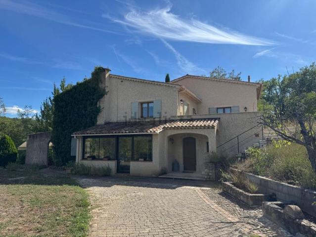 Maison, Riez