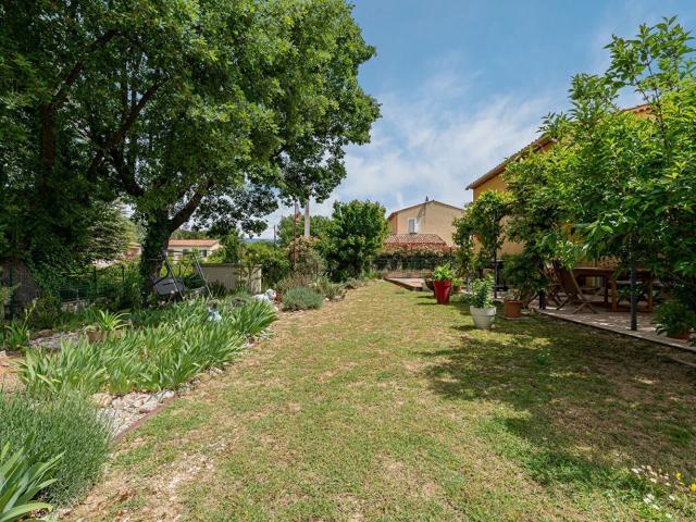 Maison, Riez