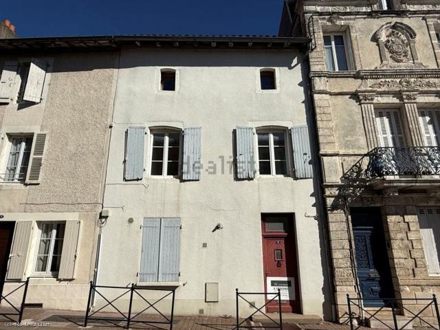 Maison, Ruffec