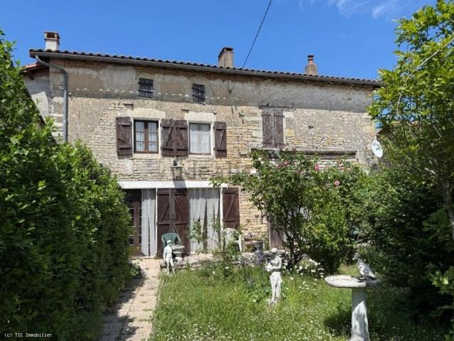 Maison, Ruffec