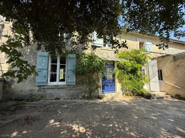 Maison, Ruffec