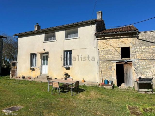 Maison, Ruffec