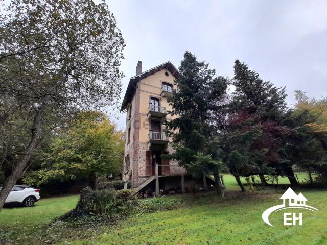 Maison, Rugles