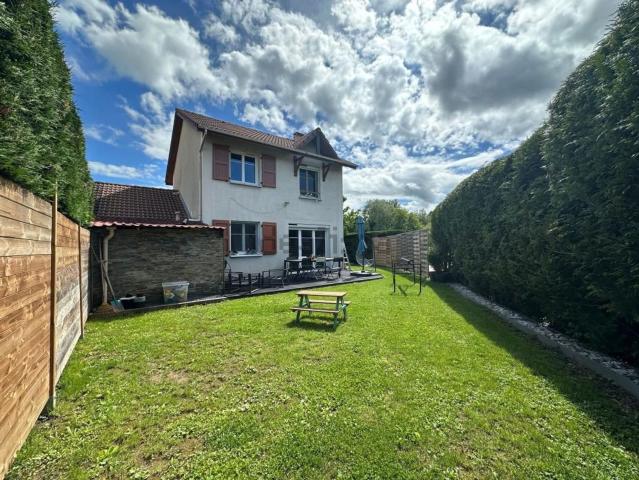 Maison, Rumilly