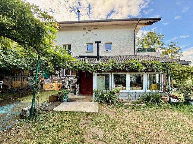 Maison, Rumilly