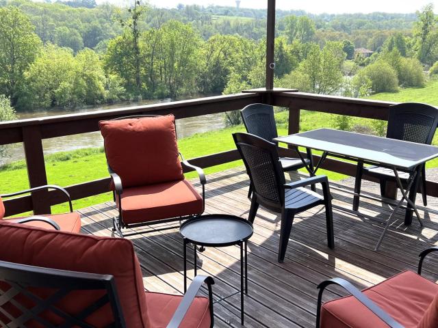 Maison Rustique Restaurée, 4 Chambres, 2,5ha, Vue, Dépendanc. 260m² Lessac