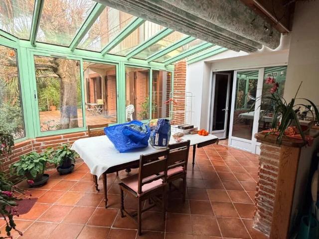 Maison T10 de 273m² + Jardin de 800m² et Garage de 30m²