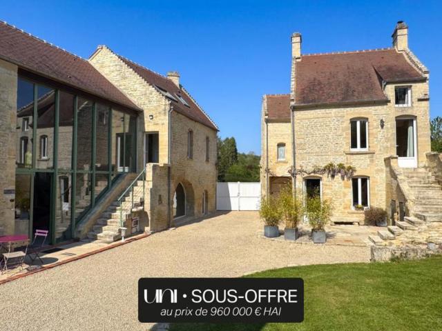 Maison T11 de 305 m², avec dépendance T3 de 75 m² sur terrain de 5000 m²