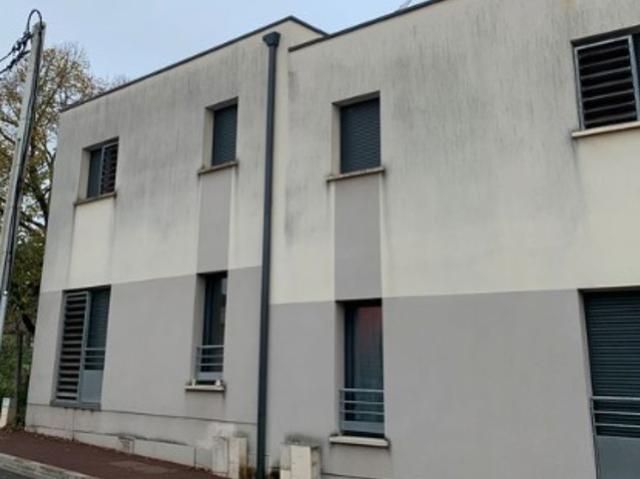 Maison T3 82 m² 925 avec jardin