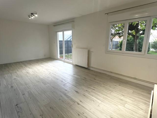 Maison T3 de 75 m2 + jardin PAREMPUYRE