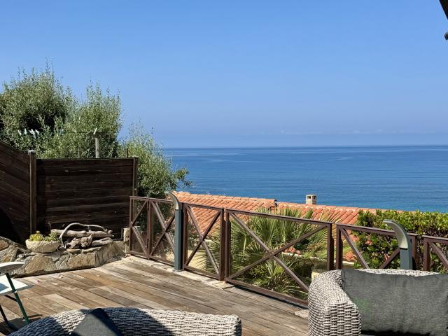 Maison T3 semi mitoyenne pleine vue mer