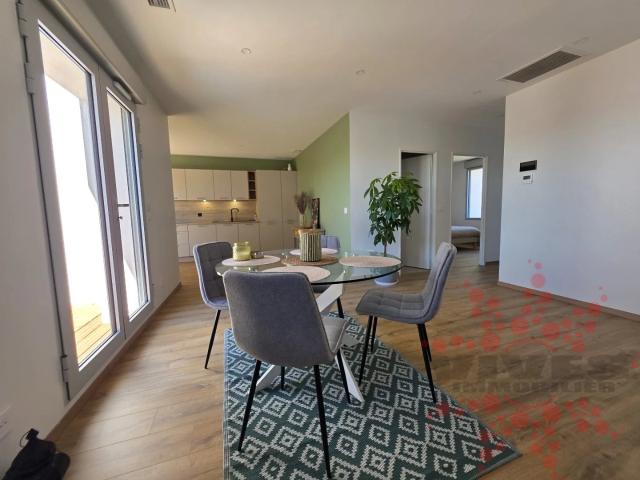 Maison T3 rénovée avec garage et terrasse à Capestang
