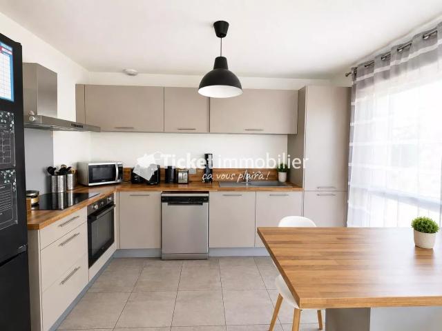 Maison T4 101M2 Loué avec 3 Places de parking 101m² Cugnaux