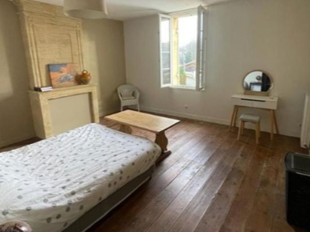 Maison T4 120 m² 900