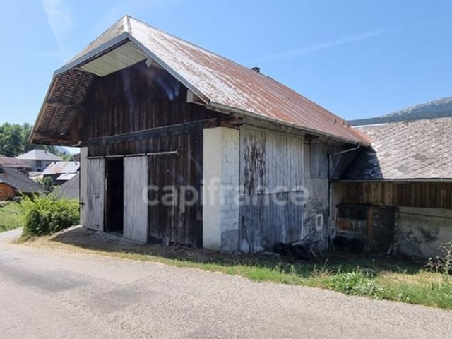 Maison T4 82m² avec Grange 300m² à rénover