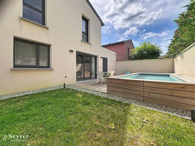 Maison T4 88 m2 a Communay Piscine Garage au calme 88m² Communay