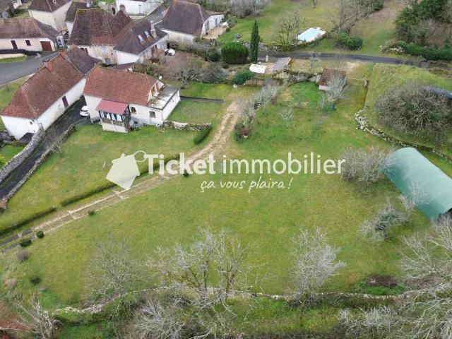 Maison T4 90m2 Avec Garage, Climatisation, Panneau Solaire. 90m² Caniac du Causse