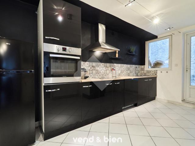 Maison T4 avec 3 chambres, bureau et garage Centre ville d’Épernay 51