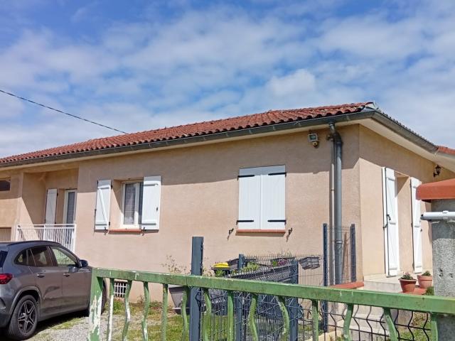 MAISON T4 avec Garage et Jardin à BENAGUES