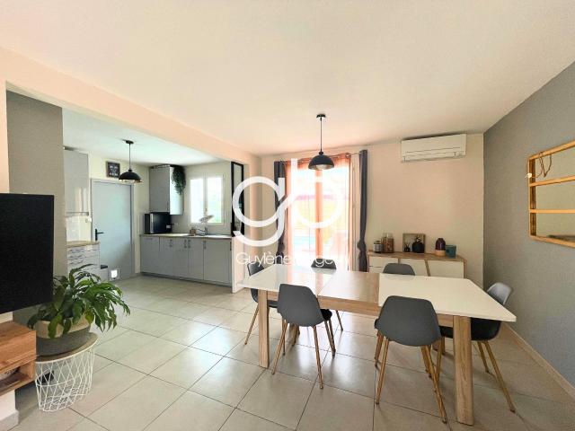 MAISON T4 AVEC PISCINE, GARAGE ET PANNEAUX SOLAIRES MONTPELLIER LA MARTELLE