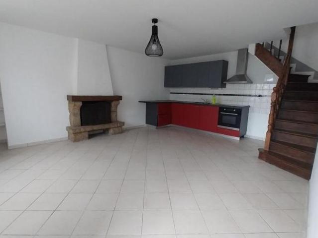 MAISON T4 DOL DE BRETAGNE CENTRE VILLE