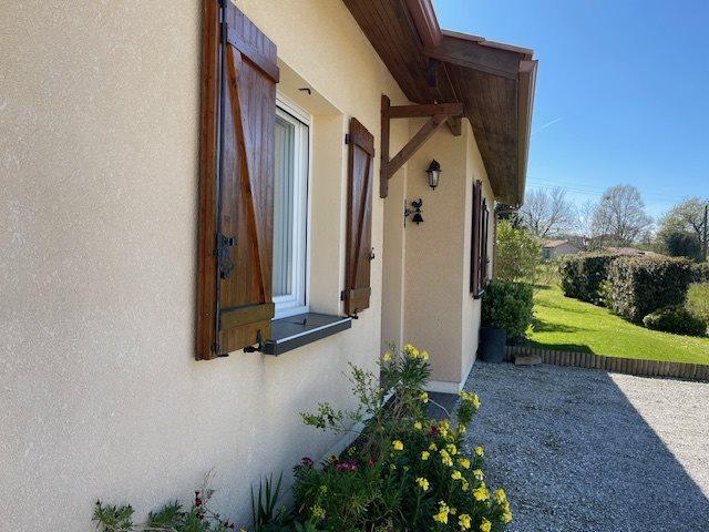 Maison T4 de 92 m2 de plain pied sur terrain 1052 m2 92m² Caupenne