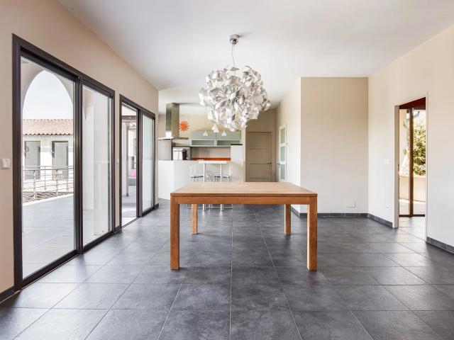 Maison T4 + dépendance habitable T3 +piscine