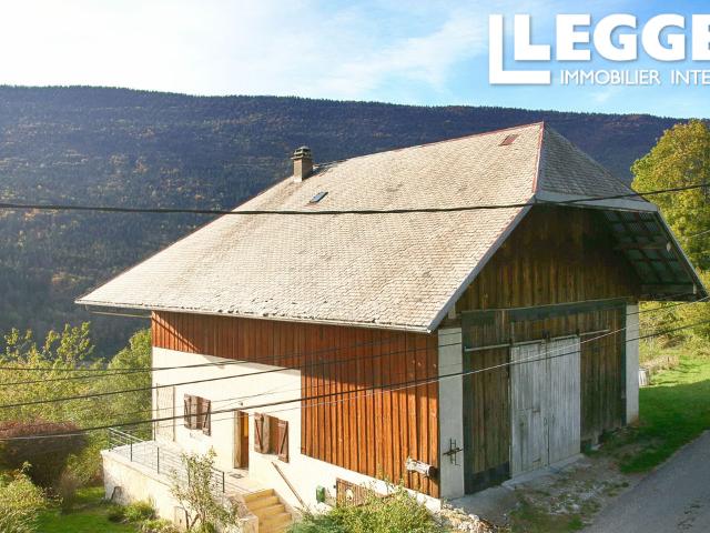 Maison T4 et grange atypique avec permis à vendre, Aillon le Vieux dans le magnifique massif des Bauges