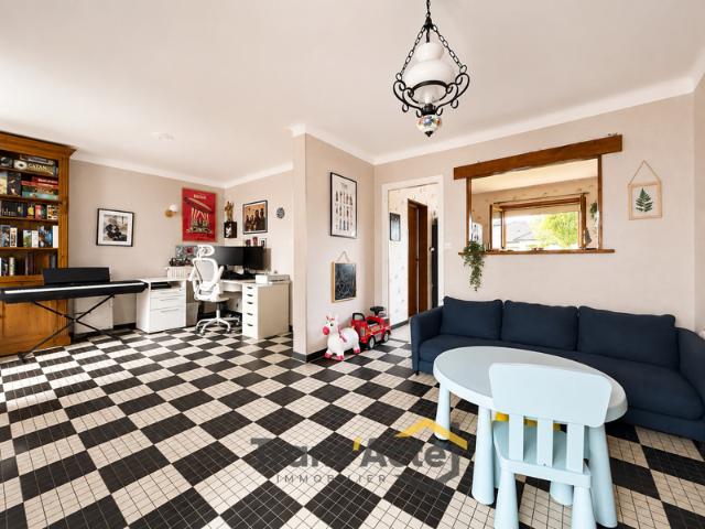MAISON T4 jardin et garage