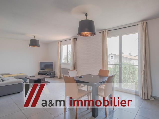 MAISON T4 MEUBLE AVEC JARDIN ET GARAGE CHATEAUNEUF LES MARTIGUES