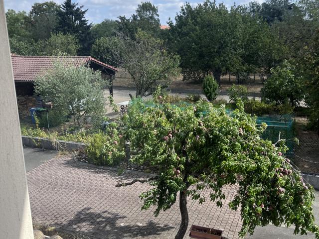 Maison T4 meublée avec garage et jardin au calme, proche centre de Saint Simon