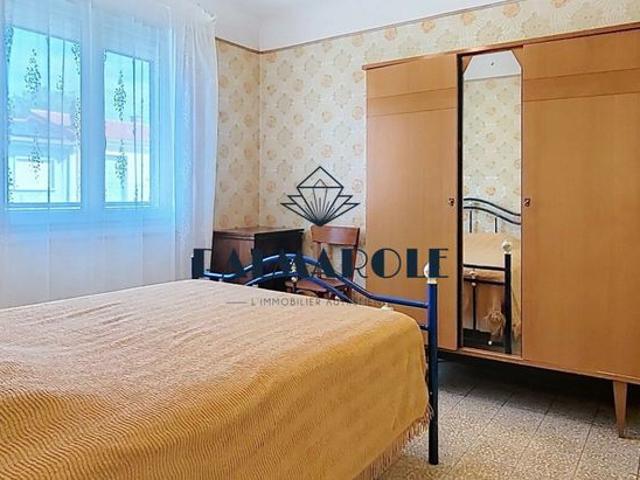 MAISON T4 MEUBLEE AVEC JARDIN Garage Climatisation