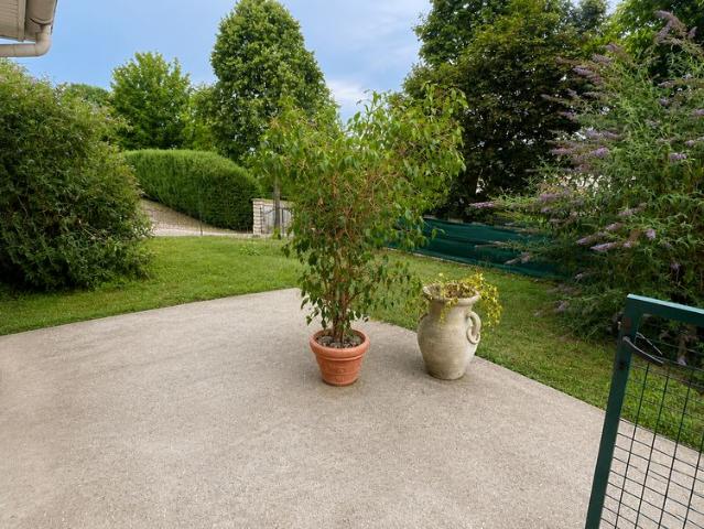 Maison T4 SAINT JEAN DE BOURNAY à louer
