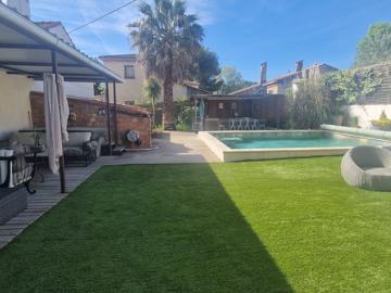Maison T4 + piscine + studio indépendant + 50 m2 sous sol in